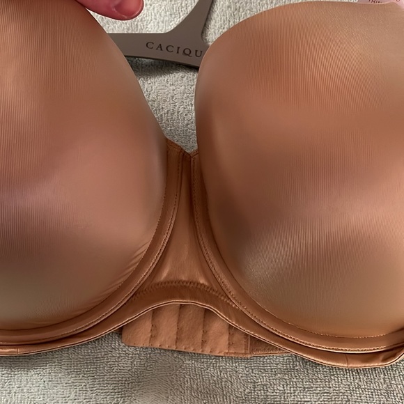 DISCONTINUED Cacique Bra - Picture 2 of 10